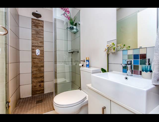 2 BEDROOM APARTMENT BLOCK TO LET IN ROSEBANK